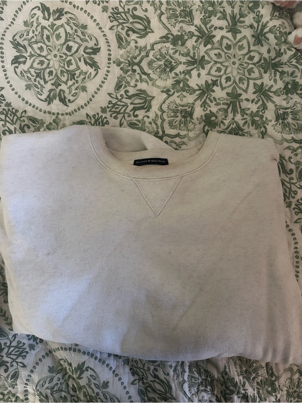 Brandy Melville gray pullover